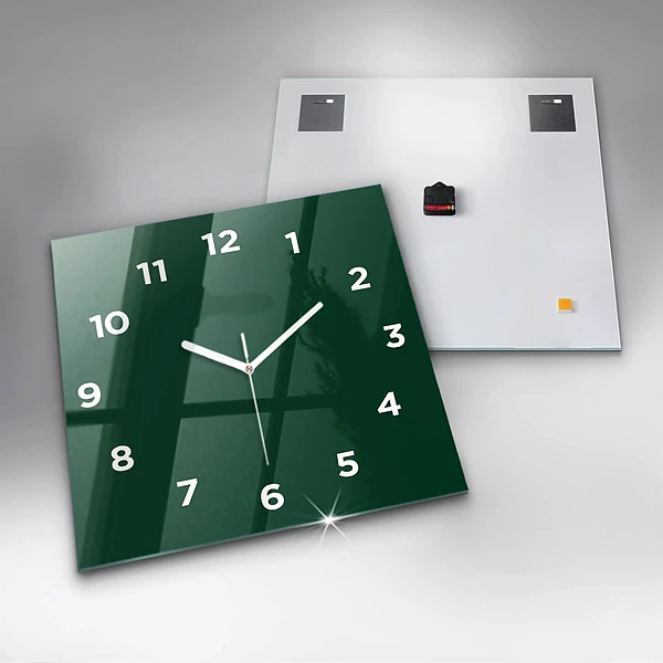 Wanduhr quadratisch Farbe Flasche grün