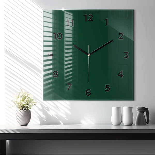 Wanduhr quadratisch Farbe Flasche grün