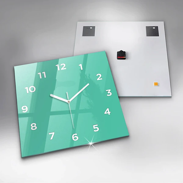 Wanduhr quadratisch Farbe Türkis