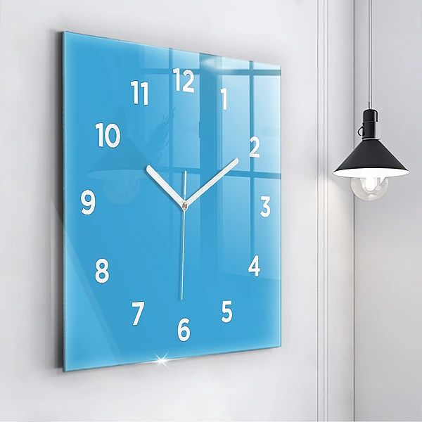 Wanduhr modern quadratisch Die Farbe Blau