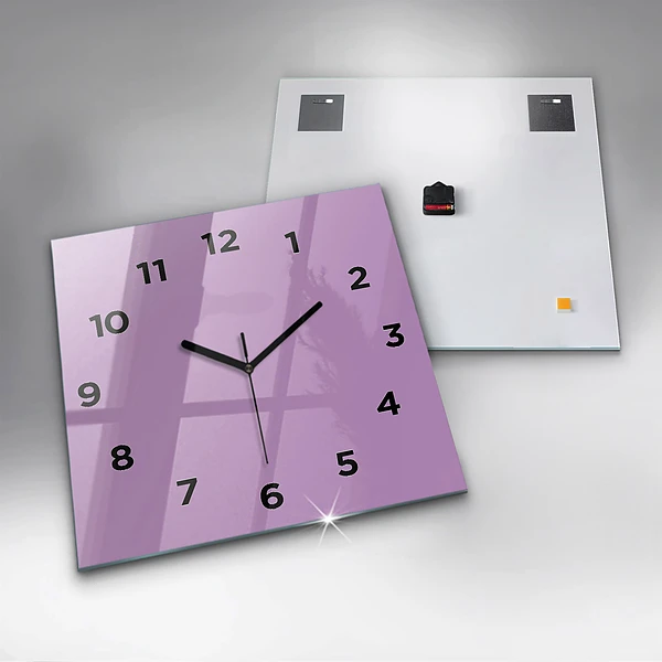 Wanduhr modern quadratisch Farbe Flieder