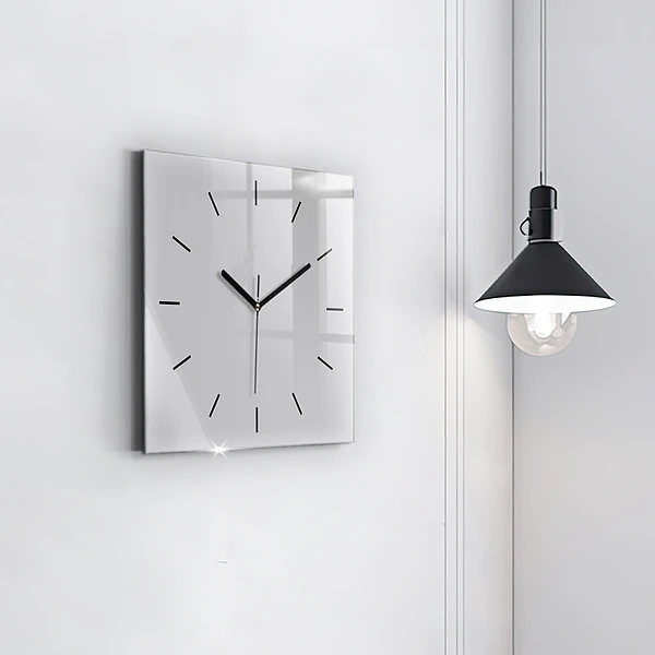 Wanduhr quadratisch mit motiv Farbe hellgrau