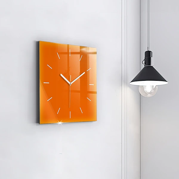 Wanduhr modern quadratisch Farbe orange