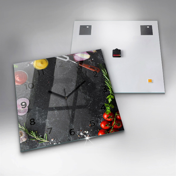 Wanduhr quadratisch Gemüse auf einem Tisch