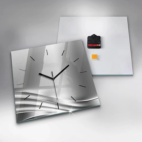Wanduhr modern quadratisch Silberne Abstraktion
