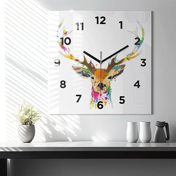 Wanduhr modern quadratisch Farbiger Hirschkopf