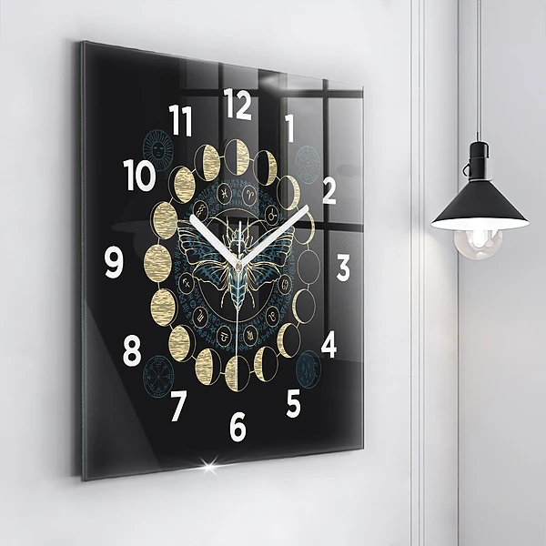 Wanduhr quadratisch Mondphasen und Insekt
