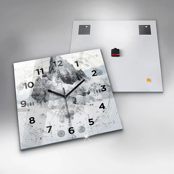 Wanduhr quadratisch mit motiv Zeichnung Berge