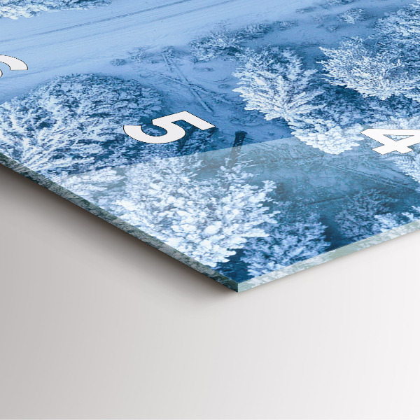 Wanduhr quadratisch Wald aus einer Drohne