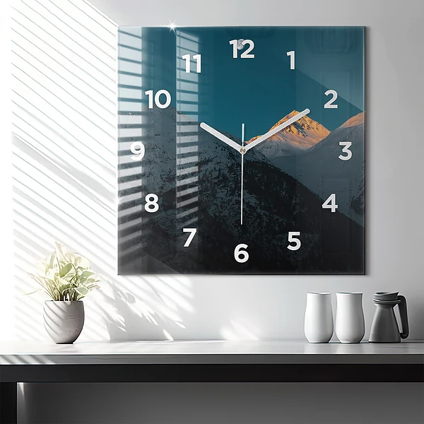Wanduhr modern quadratisch Sonnenuntergang in den Bergen