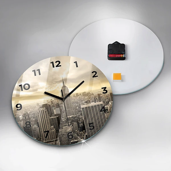 Wanduhr rund Türme in New York