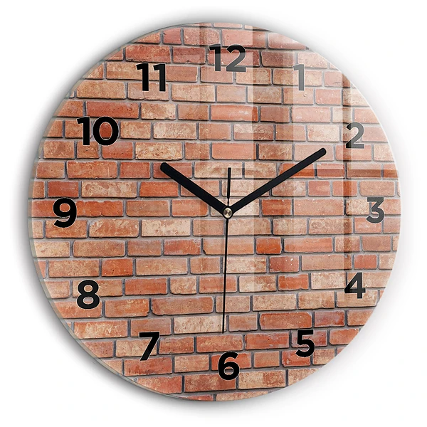Wanduhr rund Backsteinmauer