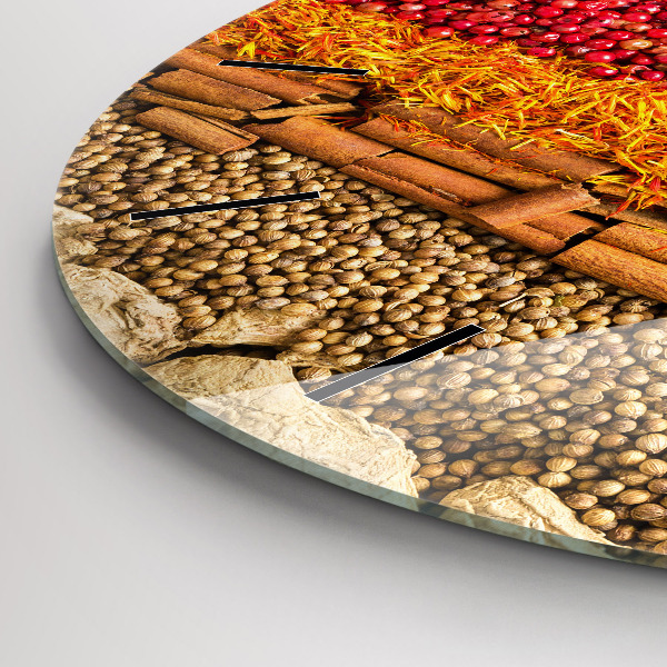 Wanduhr rund Reihen von Gewürzen