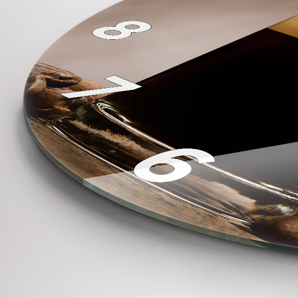 Wanduhr glas rund Becher mit Kaffee