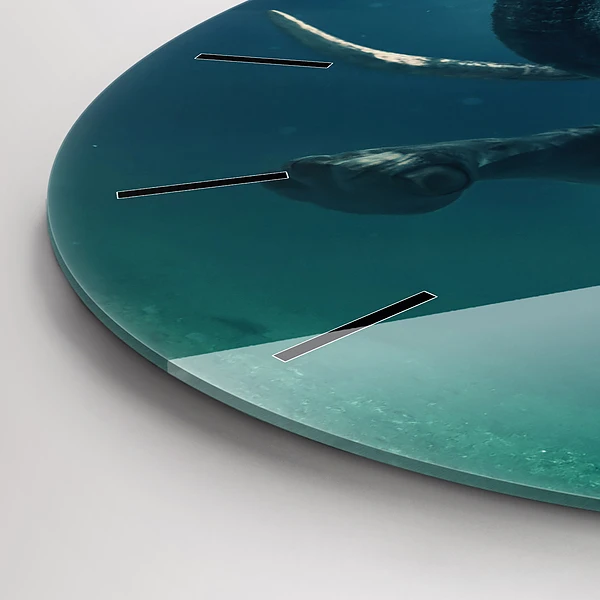 Wanduhr rund mit motiv Schwimmender Elefant im Ozean