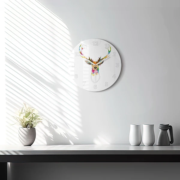 Wanduhr rund mit motiv Kopf eines farbigen Hirsches