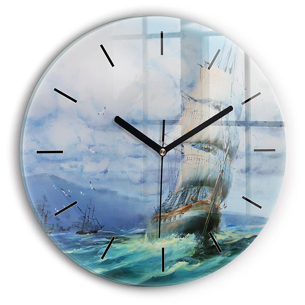 Wanduhr rund Schiff auf dem Wasser