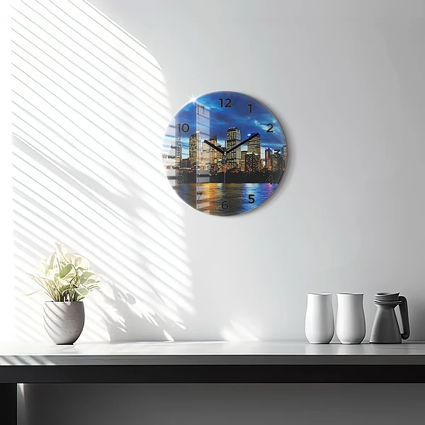 Wanduhr glas rund Sydney am Abend