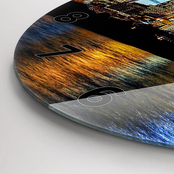 Wanduhr glas rund Sydney am Abend