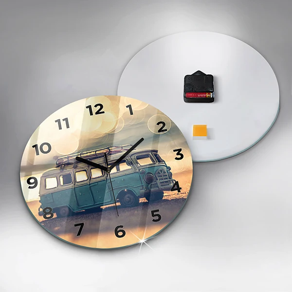 Wanduhr glas rund Camper am Strand