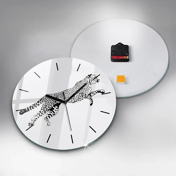 Wanduhr glas rund Silhouette eines Panthers