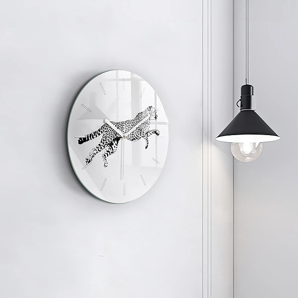 Wanduhr glas rund Silhouette eines Panthers