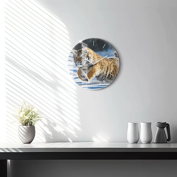 Wanduhr glas rund Mutiger Schritt vorwärts