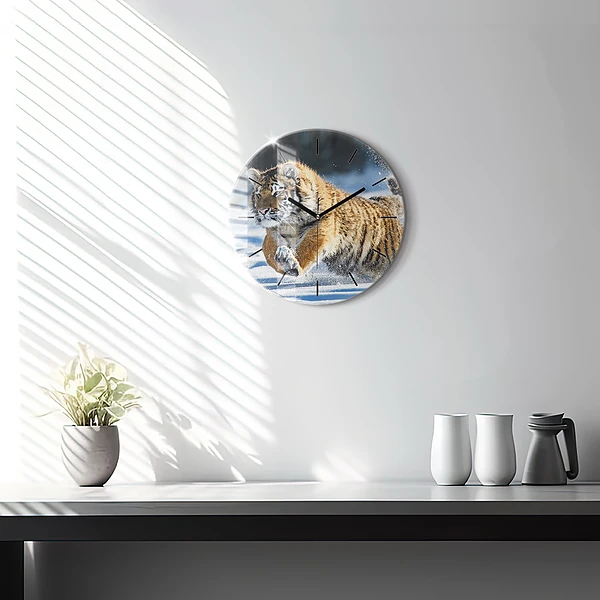 Wanduhr glas rund Mutiger Schritt vorwärts