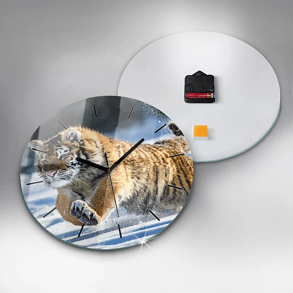 Wanduhr glas rund Mutiger Schritt vorwärts