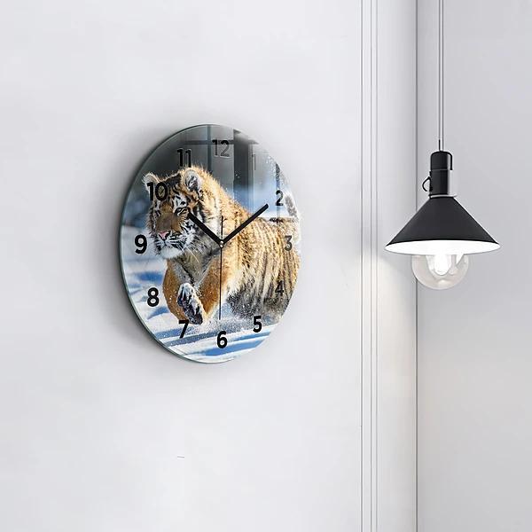 Wanduhr glas rund Mutiger Schritt vorwärts