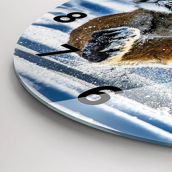 Wanduhr glas rund Mutiger Schritt vorwärts