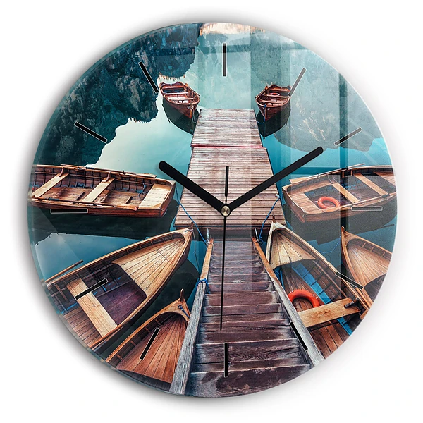 Wanduhr rund Plattform und See