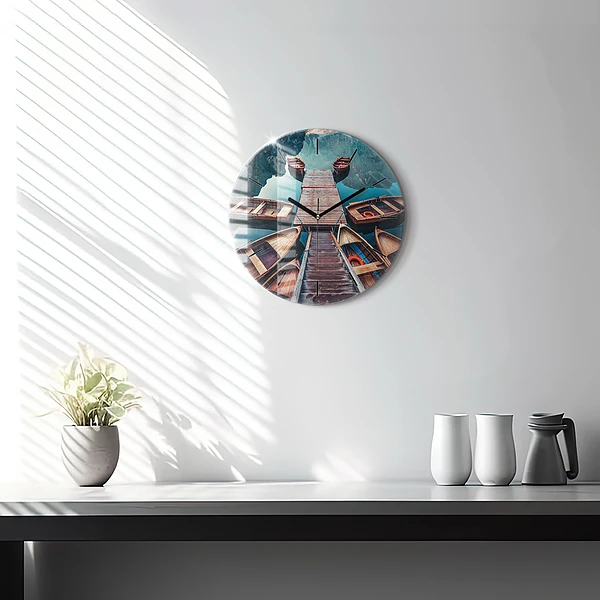 Wanduhr rund Plattform und See