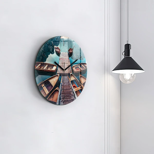 Wanduhr rund Plattform und See