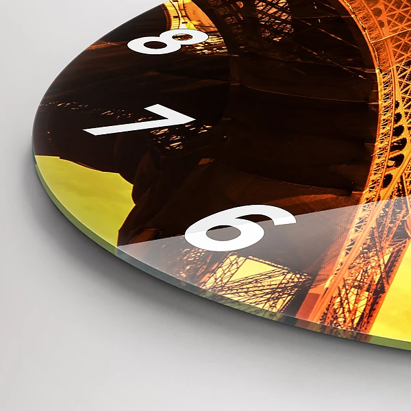 Wanduhr rund Eiffelturm in Paris