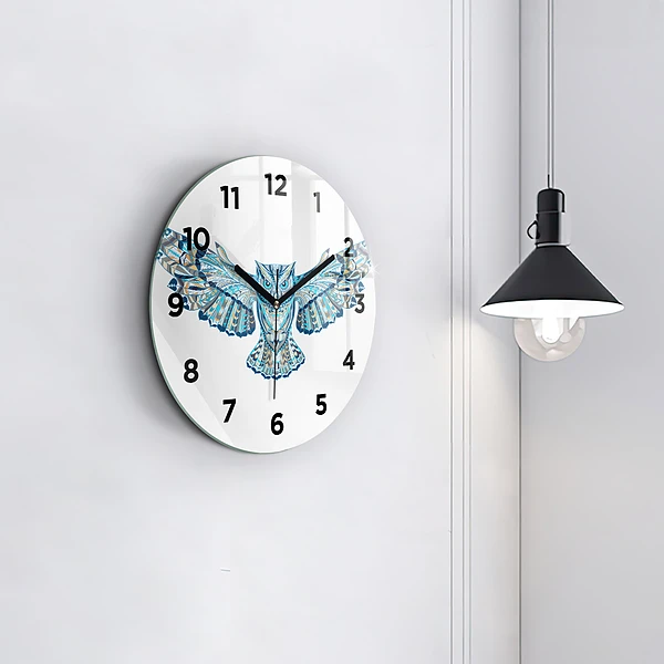 Wanduhr rund Eule im Flug