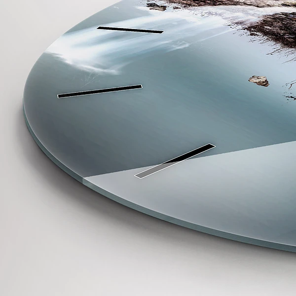 Wanduhr rund mit motiv Fliegende Insel Wasserfall