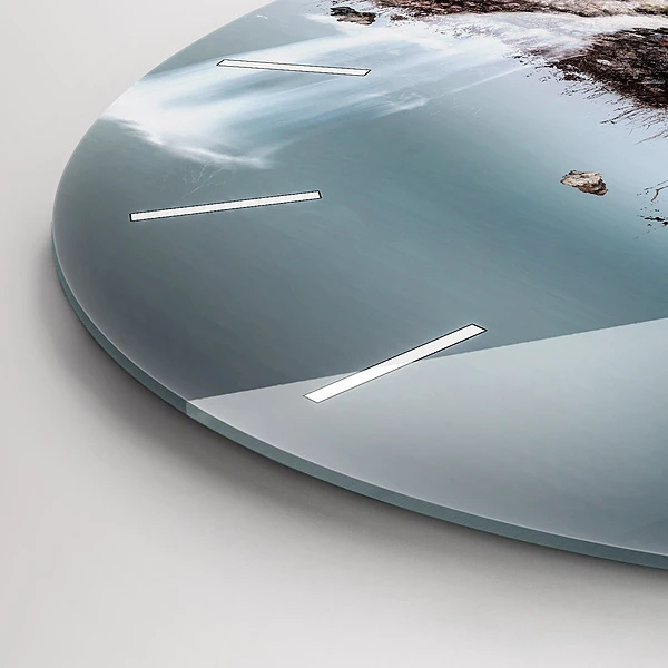 Wanduhr rund mit motiv Fliegende Insel Wasserfall