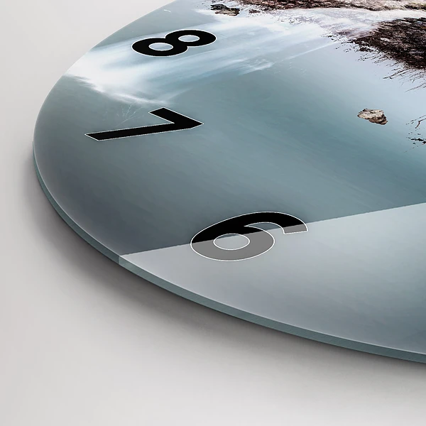 Wanduhr rund mit motiv Fliegende Insel Wasserfall