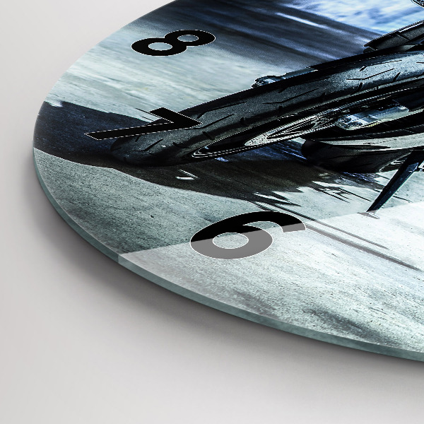 Wanduhr rund mit motiv Motorrad in einer Gasse