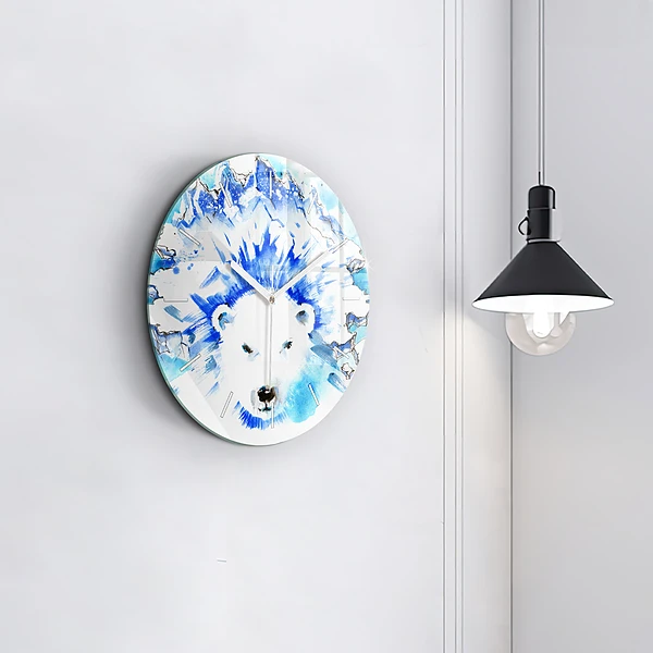 Wanduhr glas rund Bär auf einem Hintergrund aus Eis