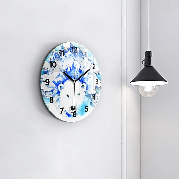 Wanduhr glas rund Bär auf einem Hintergrund aus Eis