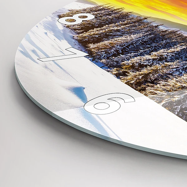 Wanduhr rund mit motiv Winterliche Berglandschaft