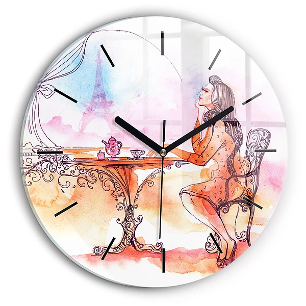 Wanduhr rund Frau trinkt Tee