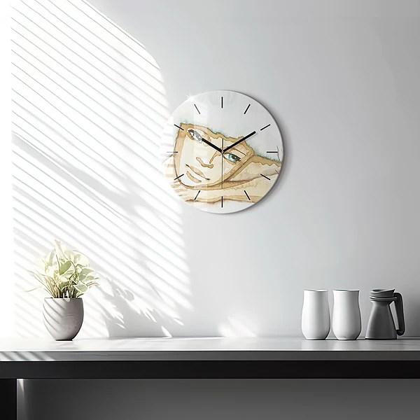 Wanduhr rund Porträt einer Frau