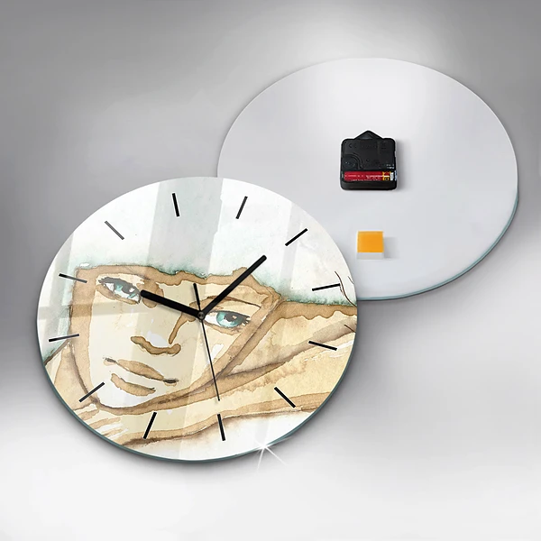 Wanduhr rund Porträt einer Frau