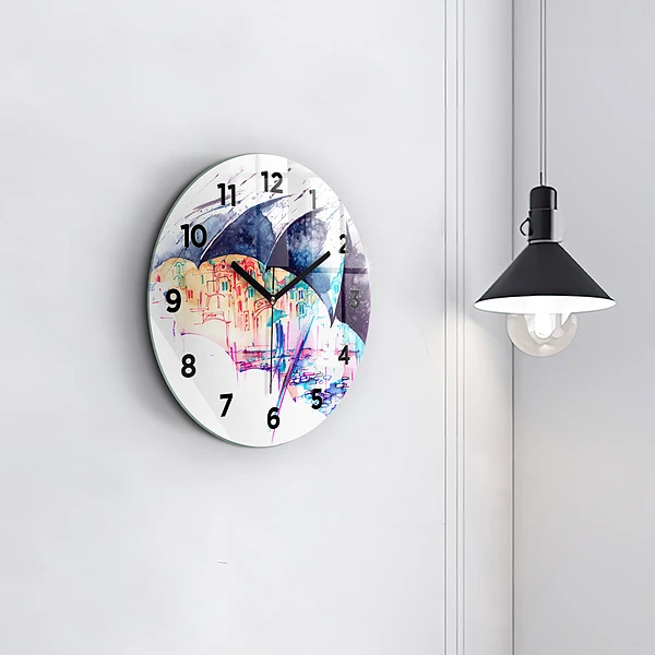 Wanduhr glas rund Regenschirm und Stadt