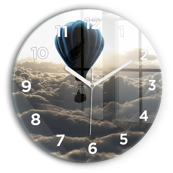 Wanduhr rund Luftballon am Himmel