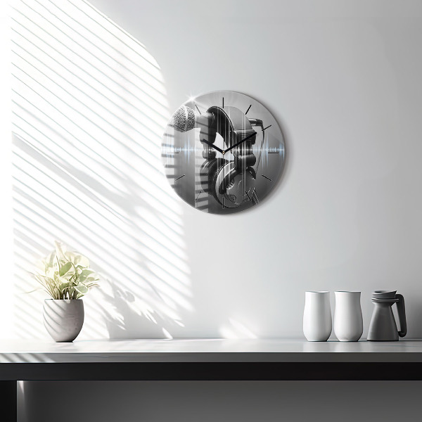 Wanduhr glas rund Mikrofon und Kopfhörer