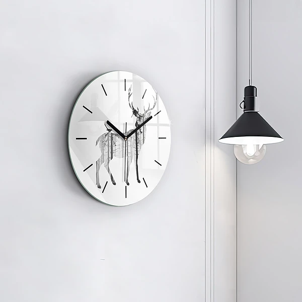 Wanduhr rund Silhouette eines Rehs Wald